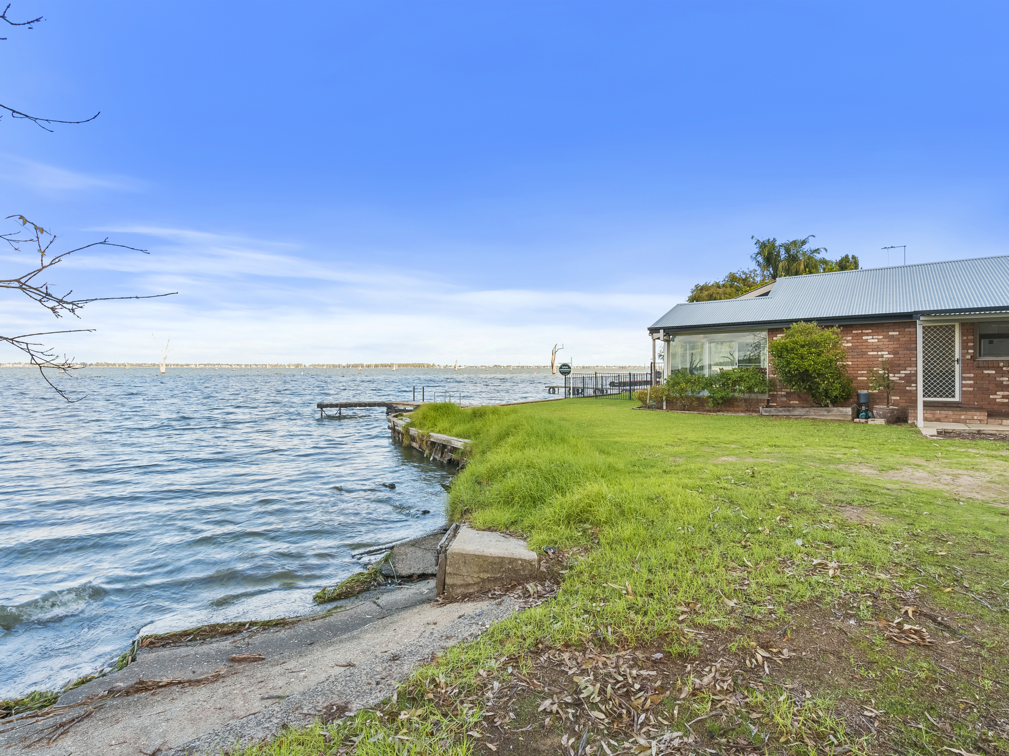 022 Open2view Id1012684-109 Corowa Road