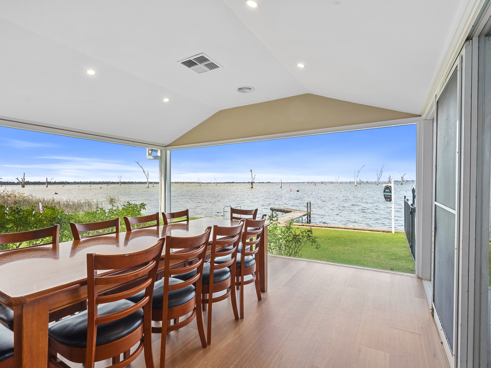 028 Open2view Id1012684-109 Corowa Road